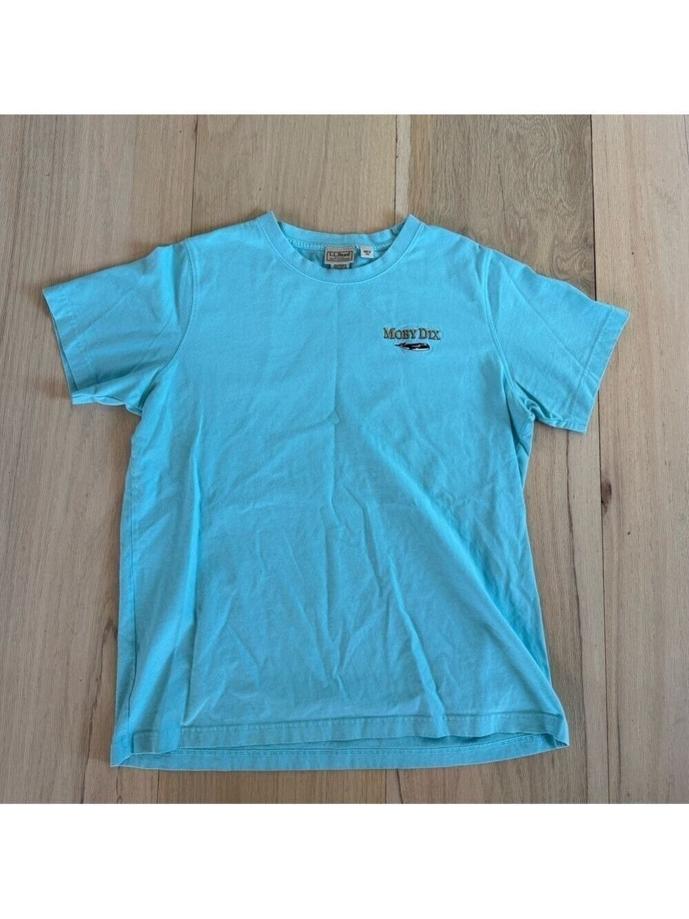 L.L. Bean Moby Dix Baby Blue Short Sleeve Tee Shirt 100% Cotton Size Medium